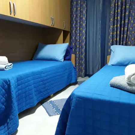 Maltese House Acquamarina