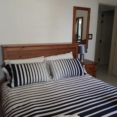 Maltese House Acquamarina *